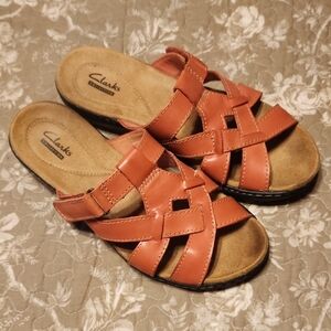 Clarks Women's Peach Leather Slide Sandals
